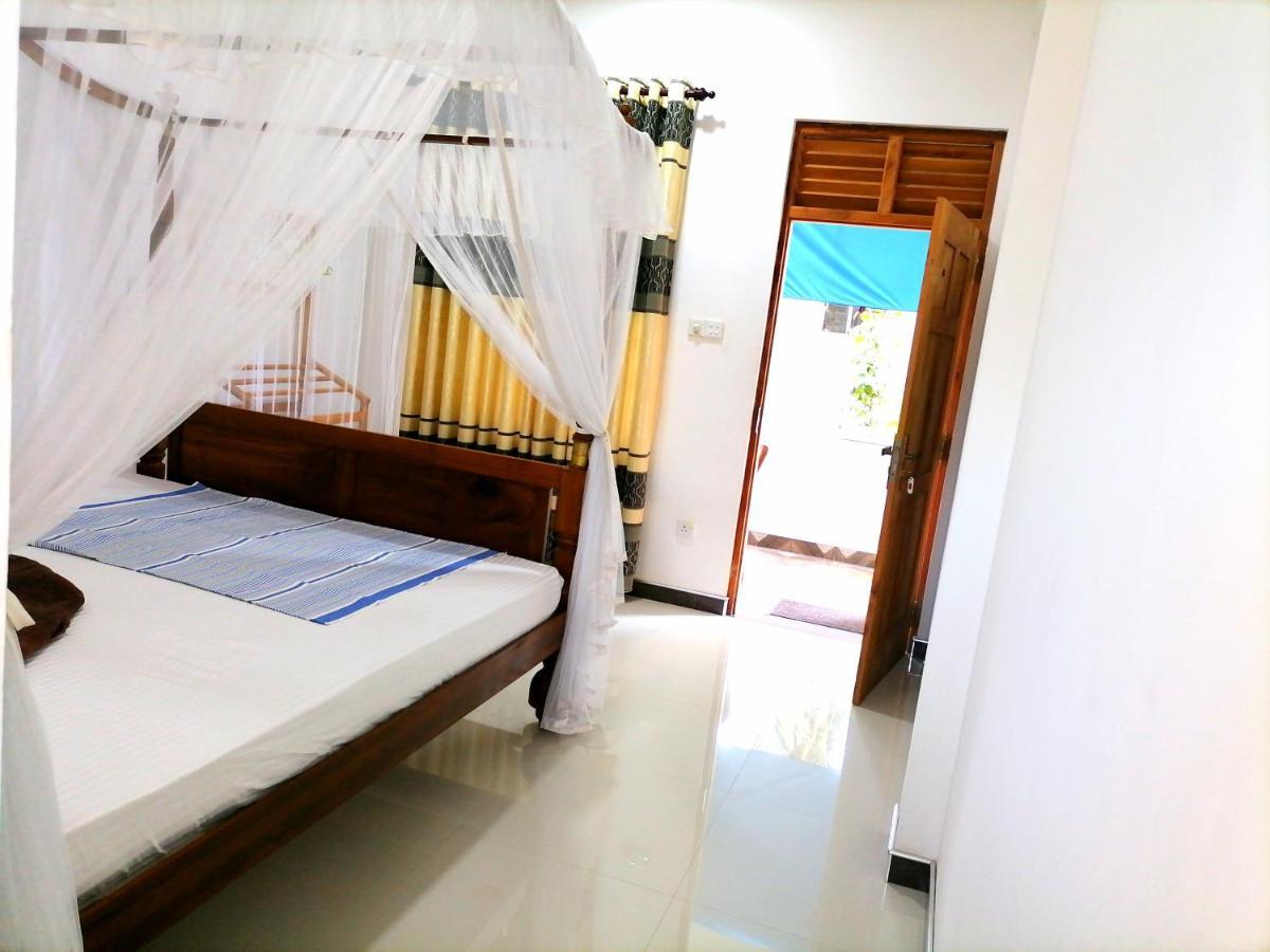 lionka guesthouse Mirissa Extérieur photo