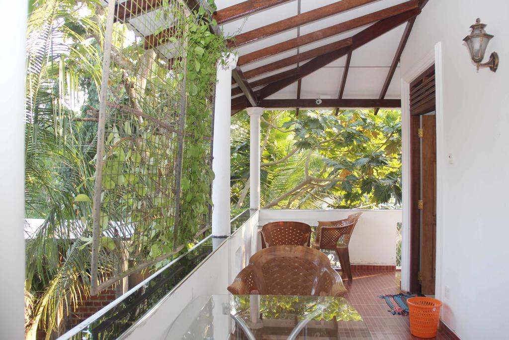 lionka guesthouse Mirissa Extérieur photo